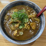 まつばら - 濃厚なカレーうどんも人気です！玉ねぎと鶏肉がたっぷり。辛さを選べます。