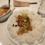 Indo Shiki Chao Kari - ベーコンエッグ野菜（辛さ５）1,280円