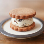 ミネロワ - ２０２４年３月再訪：レーズンバターサンド☆