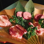 Kokusankuroge Wagyuu Kenkou Bishoku Yakiniku Tomochan - 