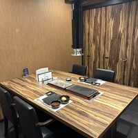 黒毛和牛ヘレ肉専門店 炭火焼肉 りきちゃん 北浜店 - 