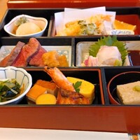 京懐石 美濃吉 横浜ランドマークプラザ店 - 