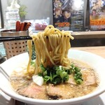 R+ 隠れ家すぎるラーメン屋 - 