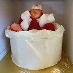 パティスリー リョーコ - 受け取る時の商品チェックで撮った写真。今年一番集中して持ち帰った。