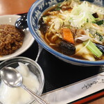 中国料理　楽宴 - ランチの五目湯麵＋ミニ炒飯