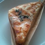 パニフィカシオン ユー - クロックムッシュ 320円
      