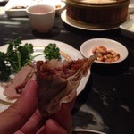 全聚徳 - カシュカシュした食感。笑