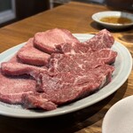 炭火焼肉ホルモンさわいし - 