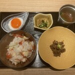 京都肉割烹 みや田 - 土鍋炊き込み御飯、お肉のしぐれ煮
