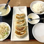 青山餃子房 - 