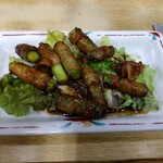 とん八 - アスパラ肉巻き 420円(税込)(2024年3月13日撮影)