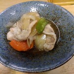 とん八 - 新じゃがの煮物 450円(税込)(2024年3月7日撮影)