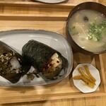結び家 おに吉 - お味噌汁セット¥700〜