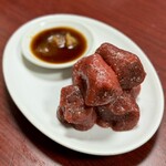 焼肉幸泉 - 赤身角切