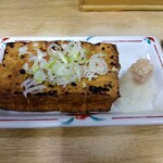とん八 - 厚揚げ焼き 380円(税込)(2024年2月28日撮影)