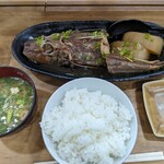 Ebisu Senta - 煮魚定食（ホウボウ）