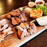 今宵、成田で世界の肉料理とごほうびワインを - 