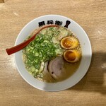 くろ・とんラーメン黒兵衛 - くろ・とんラーメン＋半熟玉子