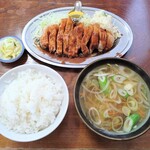 舞木ドライブイン - 特製焼肉定食 1350円