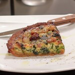 トリワイン ＰＩＫＯＳＨＨＨＵ - キッシュ