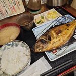 魚屋食堂 魚吉三平 - 