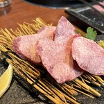 Yakiniku Issa - 厚切りタン塩