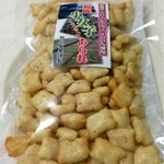 西川製菓 - 鈴鹿小女子あられ(300円)  かすかに小女子の香り
(これより2014.01〜)