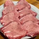 炭火焼肉ホルモンさわいし - 