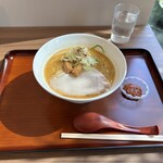 コクミンショクドウ - 辛味噌ラーメン1100円