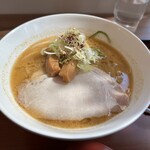 コクミンショクドウ - 辛味噌ラーメン1100円