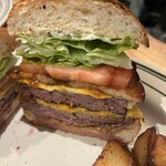 マンチズ バーガー シャック - 