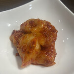 ホッホ - 貝柱チャンジャ、ほんのり甘辛
      