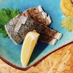 Seasonal Spanish mackerel seared with salt