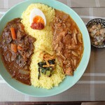 カリー ダイス - “豚ハツの辛いカレーととりきのこカレー”の合盛り400gとした♪