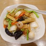 唐人 中華料理 - ラーメンセット（担々麺+中華丼）880円