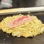 お好み焼屋みっちゃん - 「モダン焼き」も旨そうやんけ！