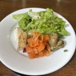 喫茶 ミトン - サラダ・トースト付
