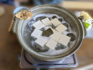Kisaki - 湯どうふ✨お鍋の穴から湯気が出てきたら出来上がり！
