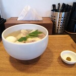 鶏×麦 らら - 貝の風味が効いた貝出汁らあめん！ゆず胡椒が付きます！　大盛り＋玉子！