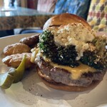 OVERWHELM HAMBURGER & BAR STAND - 