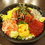 魚河岸 丸天 魚河岸店 - わいわい丼アップ