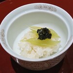 礒田 - フキの飯蒸し