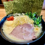 家系ラーメン 頂喜家 - 