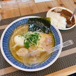 らぁ麺 桃の屋 - 味玉付きMOMONOYA SET 1,200円 (あっさり塩味玉らぁ麺 + ミニカレー)