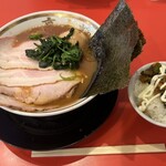 横浜家系ラーメン 裏大輝家 - 