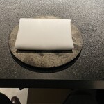 アニエルドール - テーブル