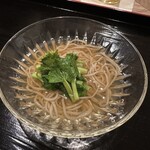 茜坂大沼 - 花山葵がツンと。いつも思います、お蕎麦もっと食べさせて！汁まで飲み干します。