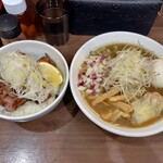 ヌードル＆スパイスカレー 今日の1番 - 