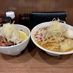 ヌードル＆スパイスカレー 今日の1番 - 