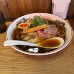 らぁ麺 大金星 - 味玉醤油ラーメン（大盛り）